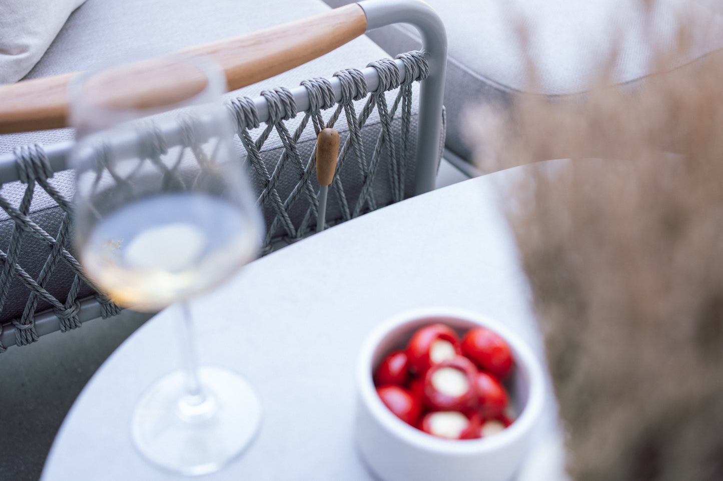 Curved Aluminium & Teak Reclining Bistro Set