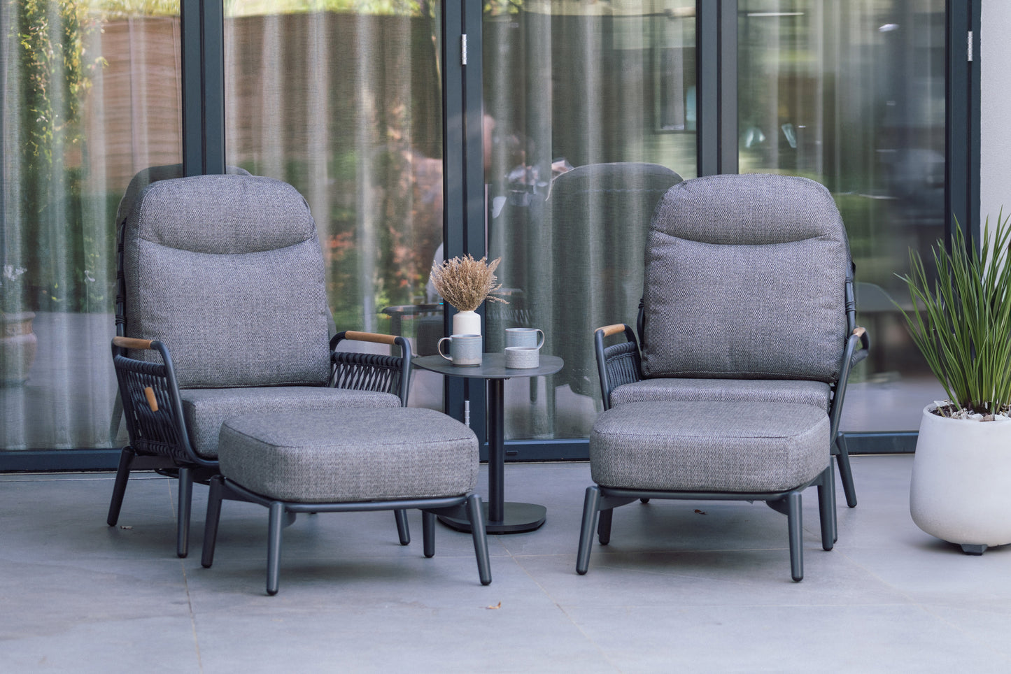 Curved Aluminium & Teak Reclining Bistro Set