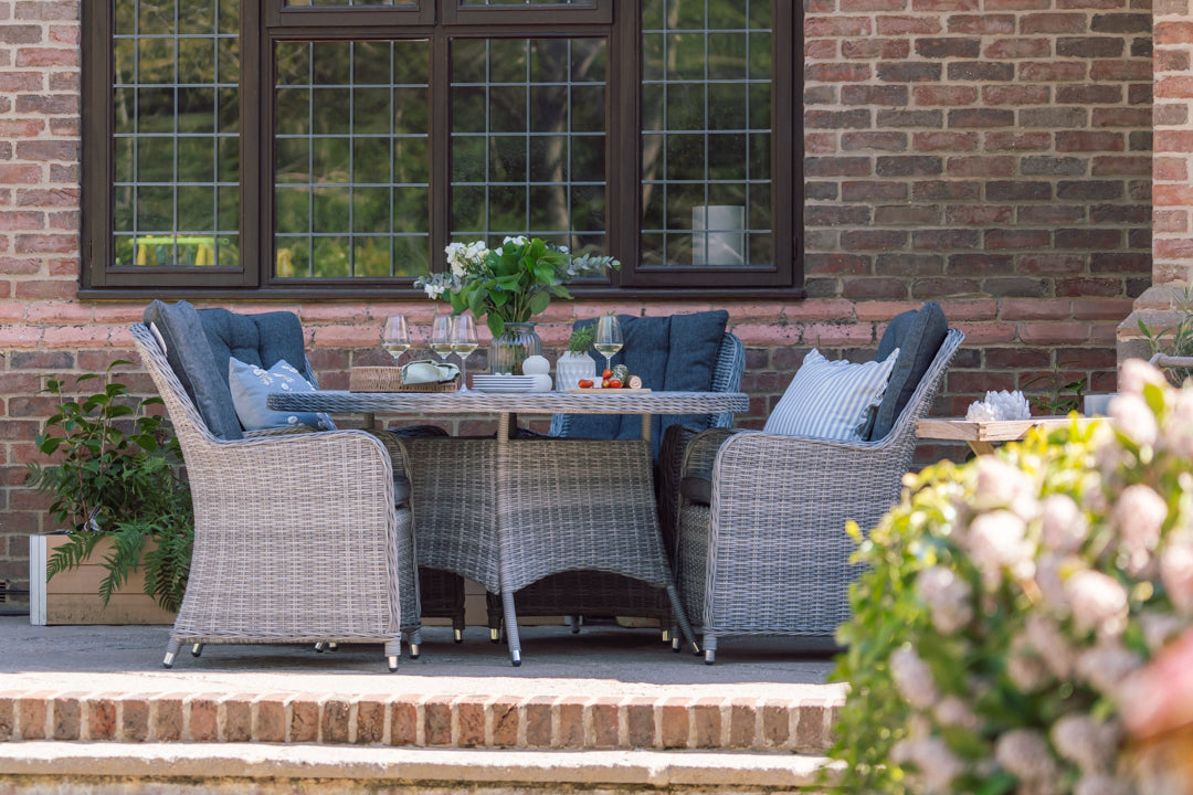 Rattan 4 Seater Round Dining Set
