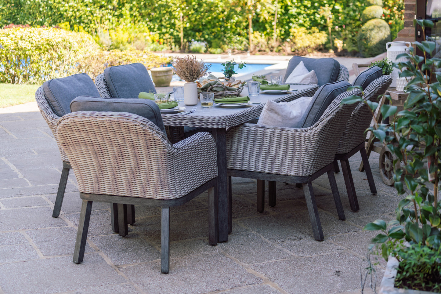 Wicker 6 Seater Rectangular Dining Set