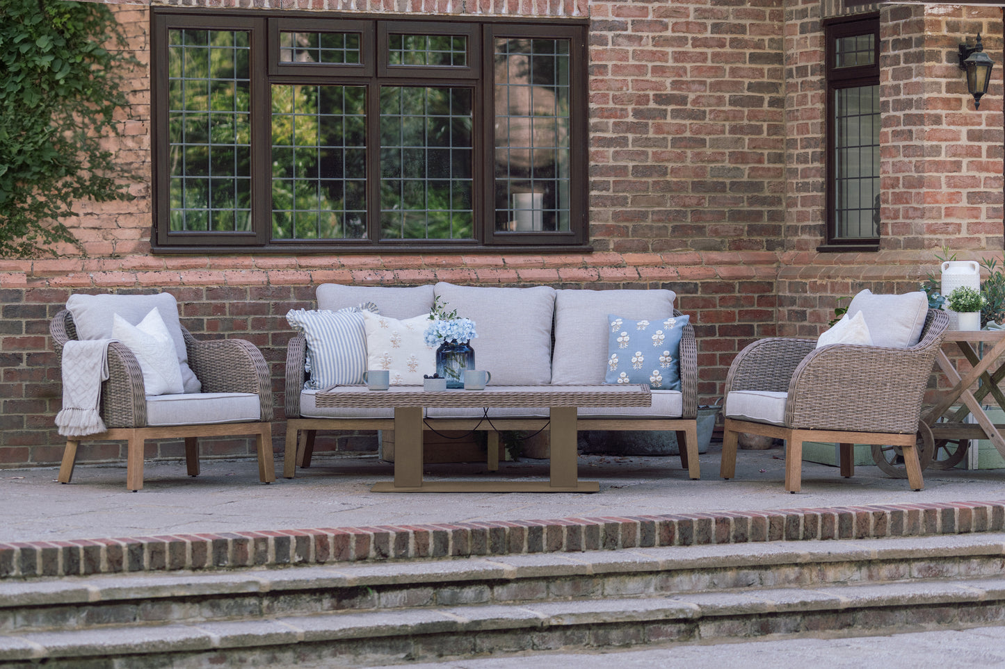 Wicker 5 Seater Lounge Set