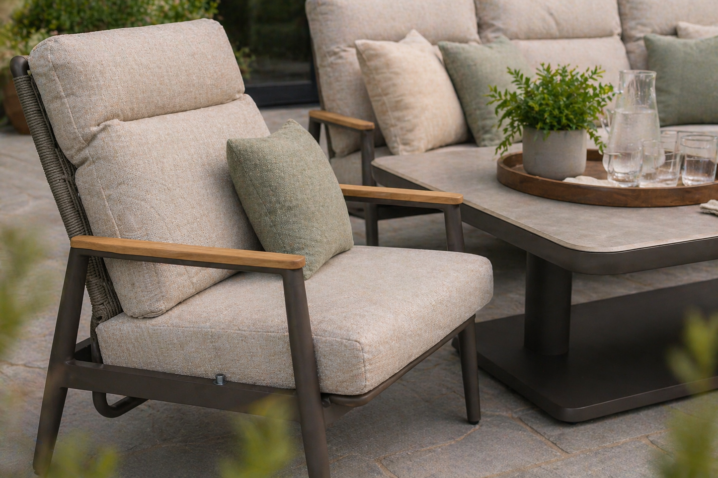 Aluminium & Teak Height Adjustable & Extending Lounge Set