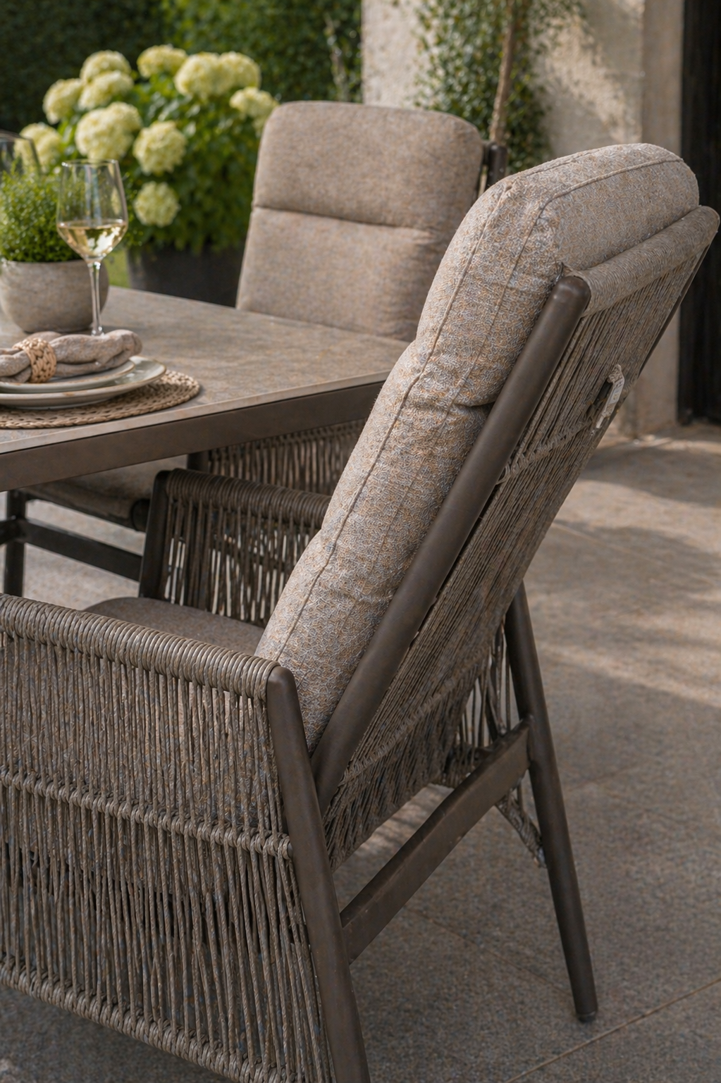 Rope Wicker 8 Seater Round Set