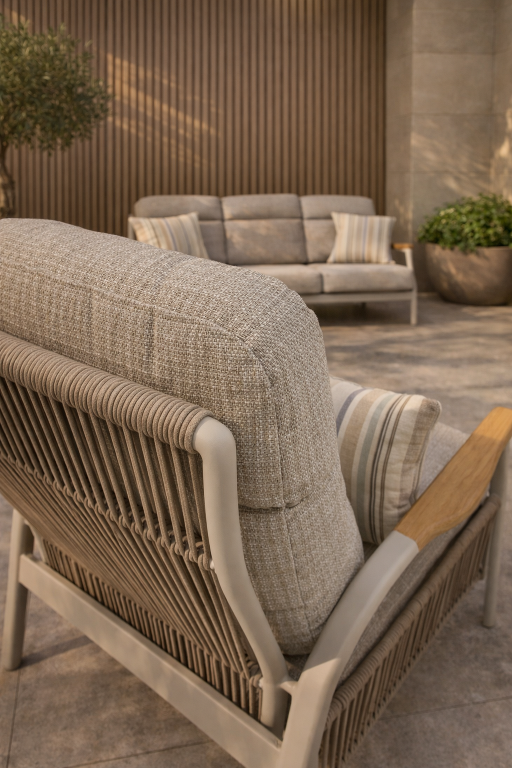 Aluminium & Teak 5 Seater Lounge Set