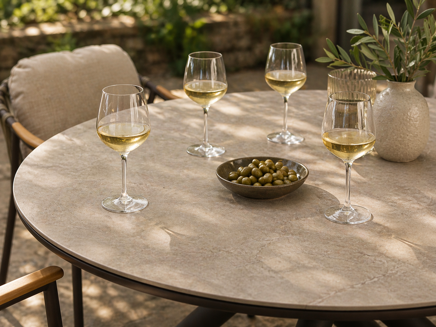 Curved Aluminium & Teak Round Dining Set